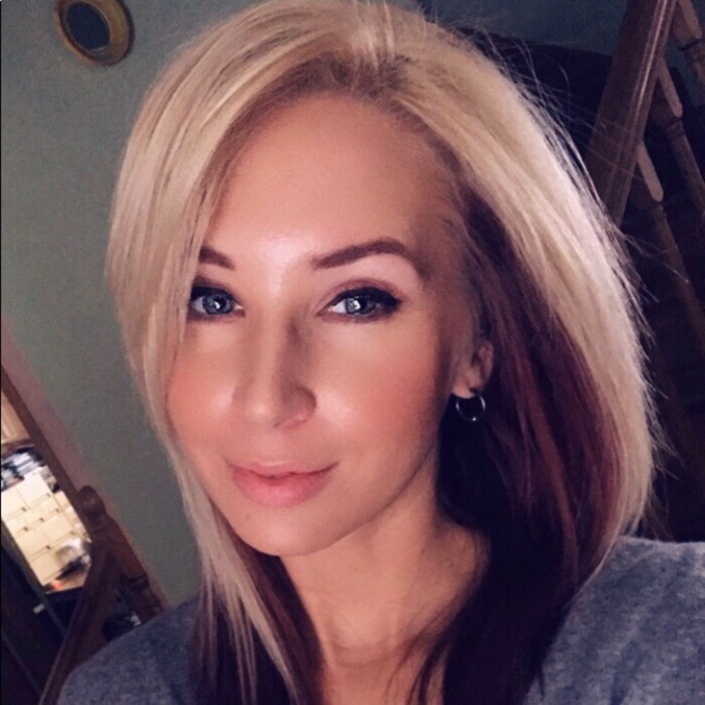 Meet your Posher, Kelly